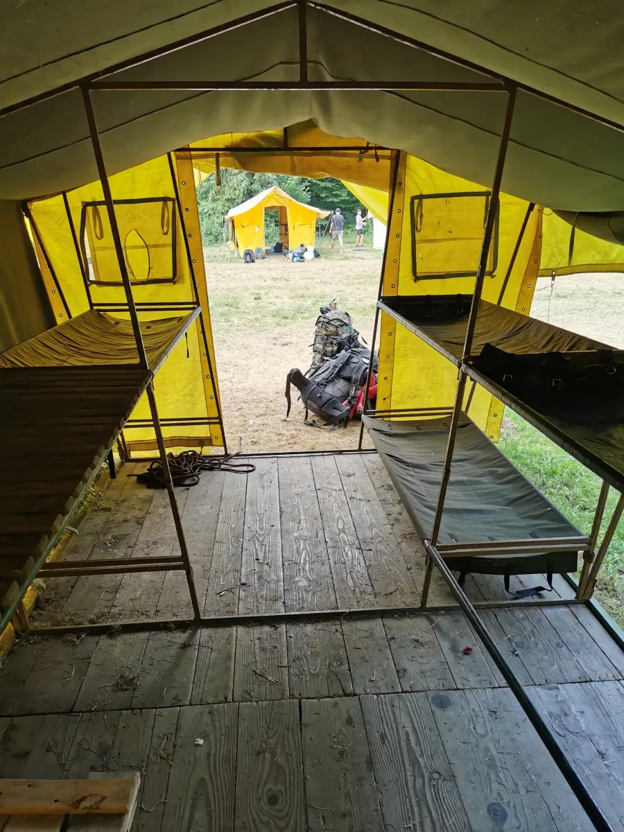 Stanica DWERNICZEK - namioty naciągi