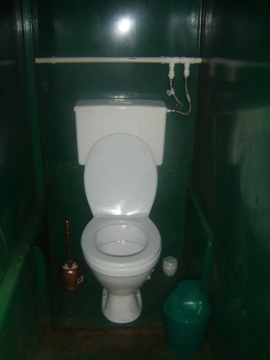 Stanica DWERNICZEK - toaleta